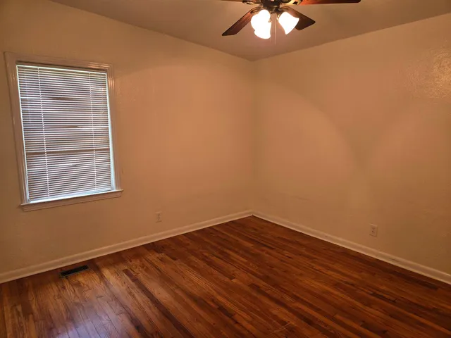 $2,100 | 1809 Tyndall Drive, Unit A, Tallahassee, FL 32304