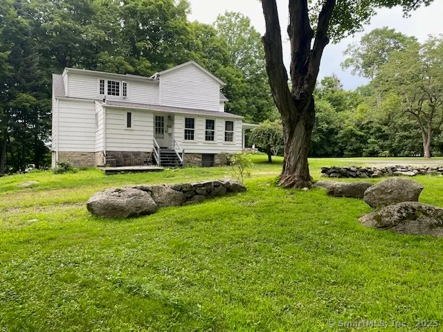 $4,200 | 623 Elm Street, Monroe, CT 06468