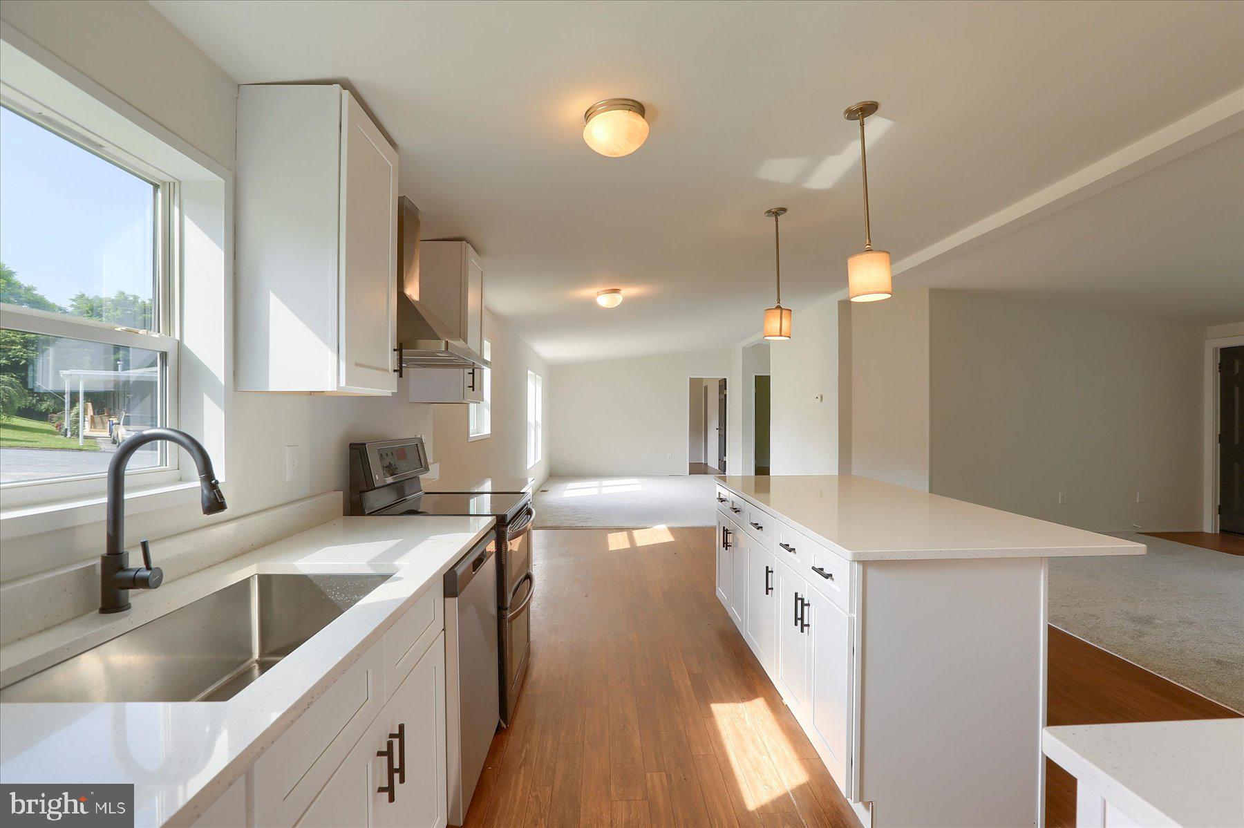 677 Cassel Road Manchester, PA 17345 - Photo 11 of 35 Gallery Image 11