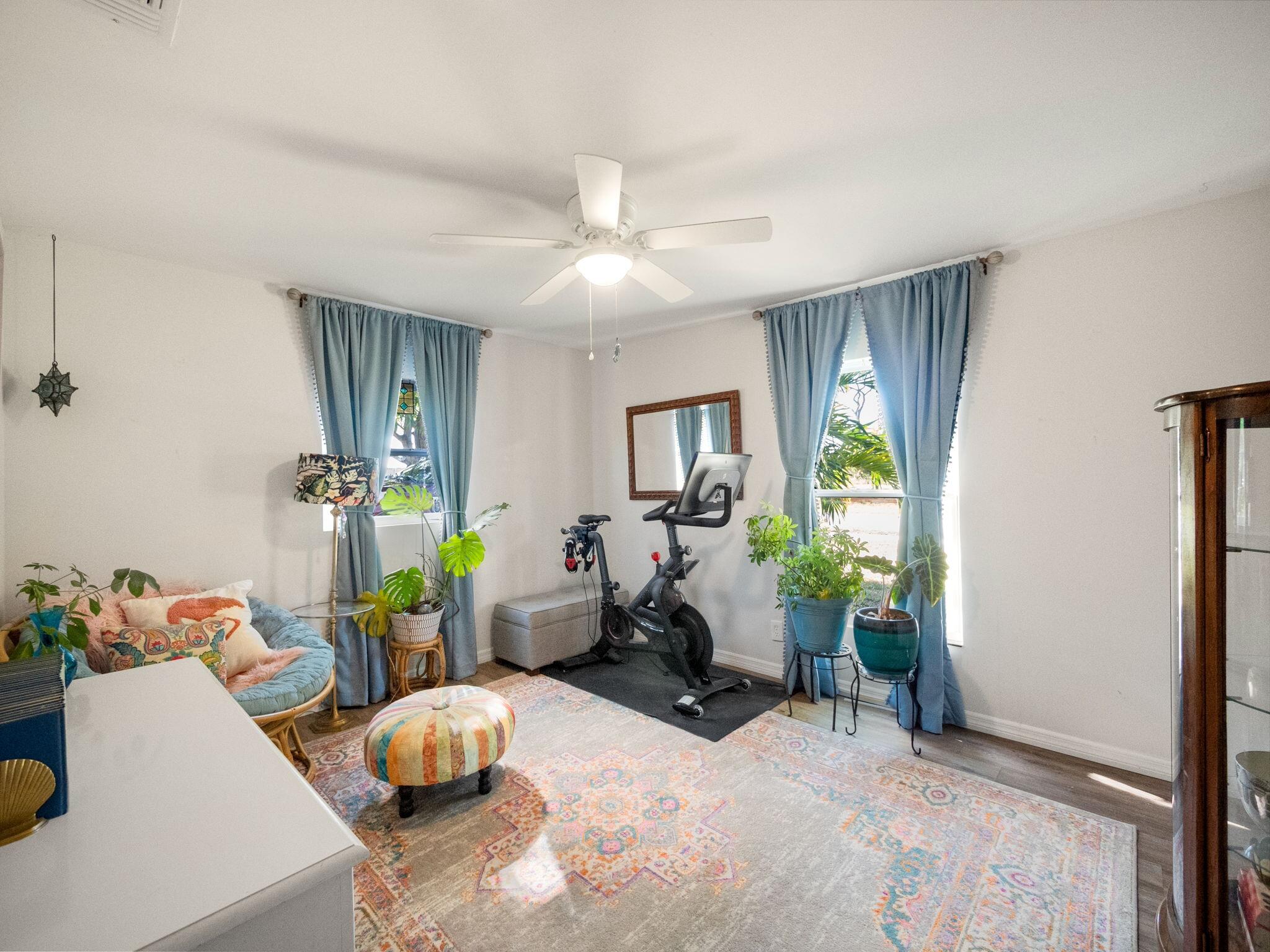 1309 Southeast Pathfinder Avenue Stuart, FL 34994 - Photo 9 of 13 Interior - Front Bedroom