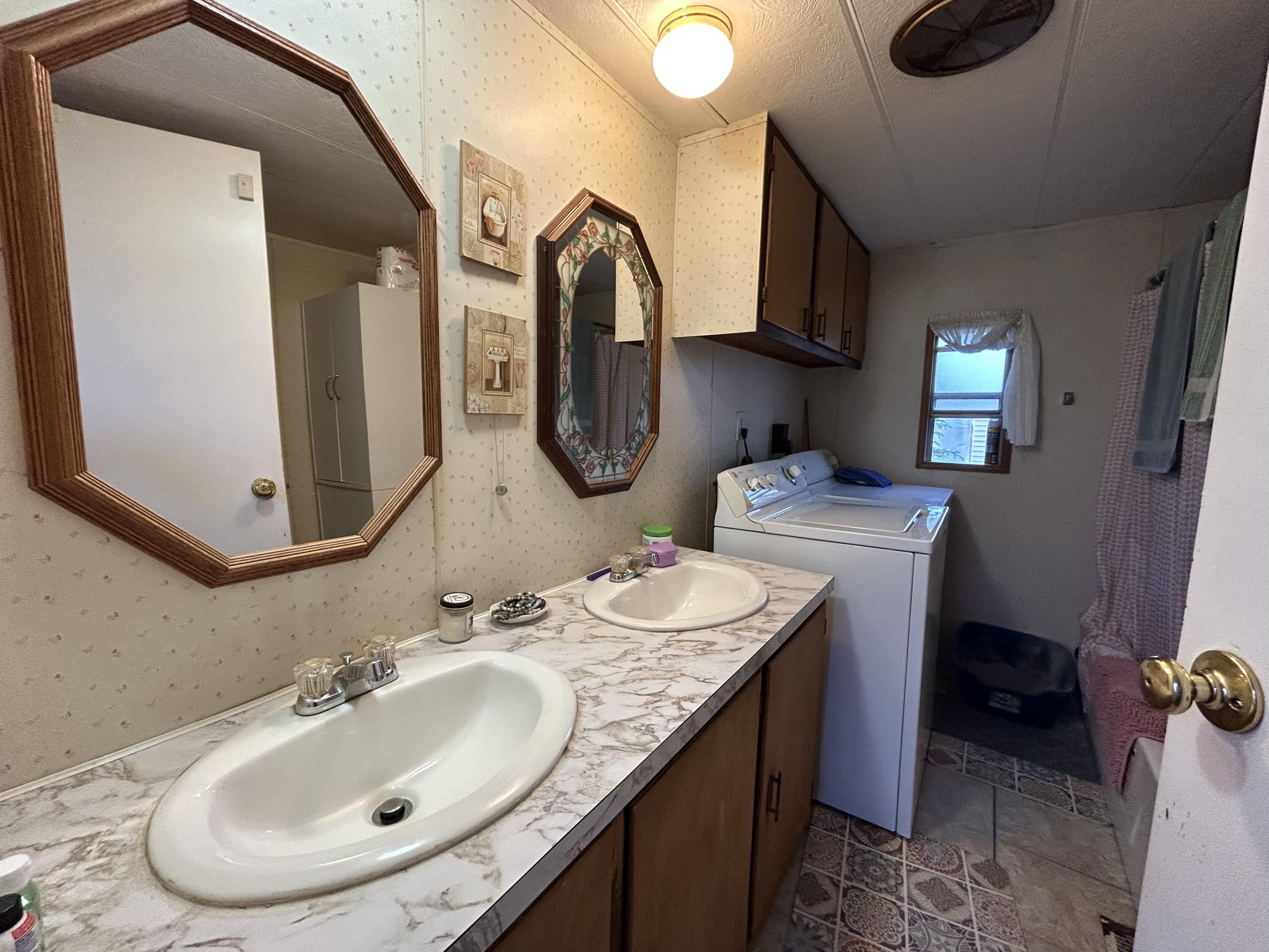 666 Finson Road, Unit 259 Bangor, ME 04401 - Photo 14 of 26 2AE44F1E-3DF2-4B1F-AA4B-6A069A32E6B5