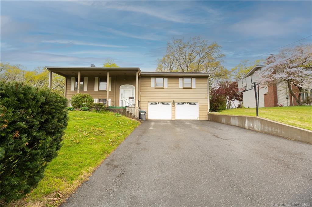 82 Kennedy Road Manchester, CT 06042 - Photo 1 of 1 Gallery Image 1