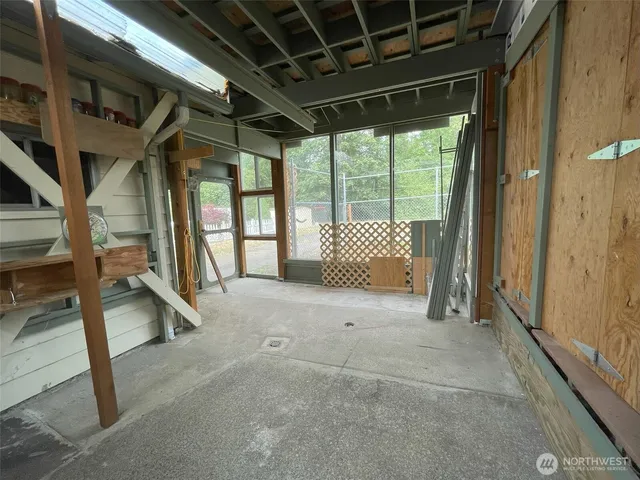 a view of a storage & utility room