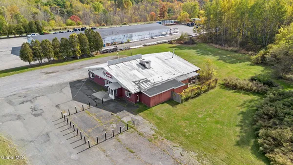 $951,900 | 46 Highway 146, Mechanicville, NY 12118