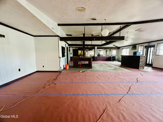 $962,000 | 46 Highway 146, Mechanicville, NY 12118