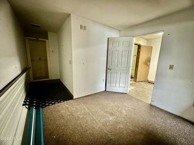 $962,000 | 46 Highway 146, Mechanicville, NY 12118