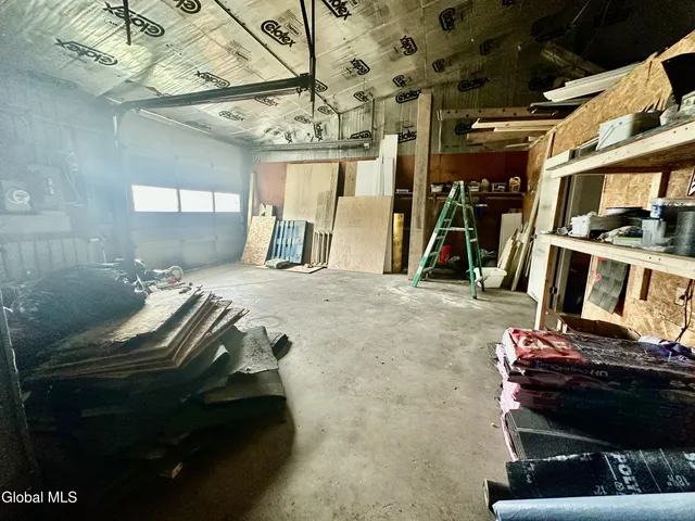 $962,000 | 46 Highway 146, Mechanicville, NY 12118