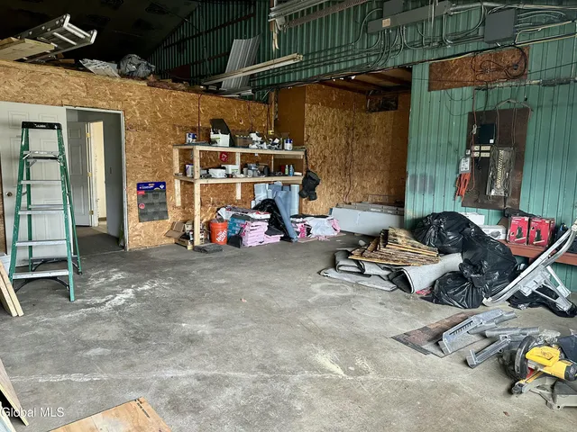 $961,900 | 46 Highway 146, Mechanicville, NY 12118