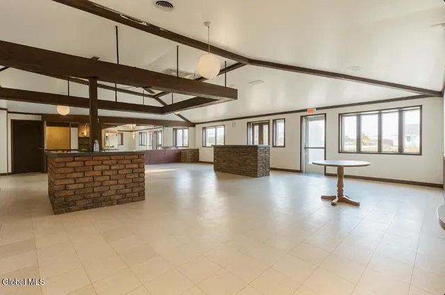 $961,900 | 46 Highway 146, Mechanicville, NY 12118