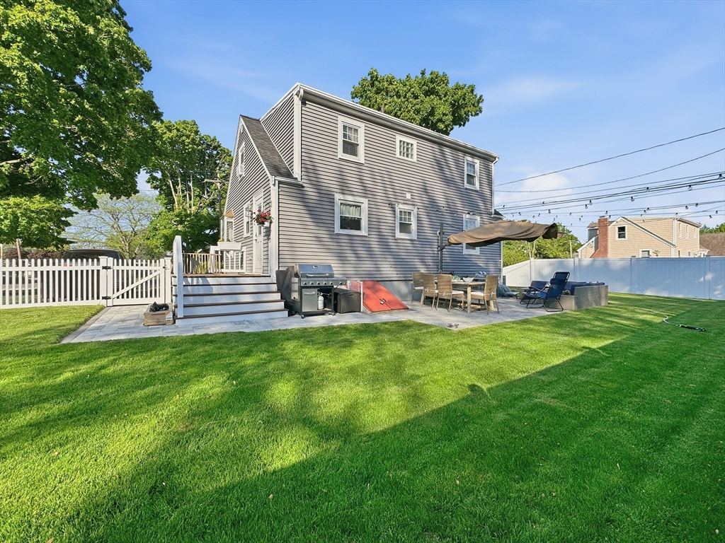 121 Moreland Road Weymouth, MA 02191 - Photo 4 of 35 Gallery Image 4