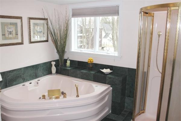 9 Baldwin Road Marblehead, MA 01945 - Photo 11 of 17