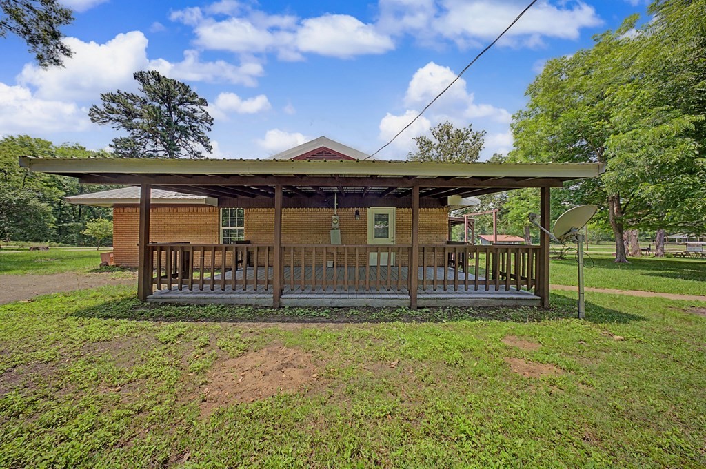 508 Miller Street Broaddus, TX 75929 - Photo 5 of 17