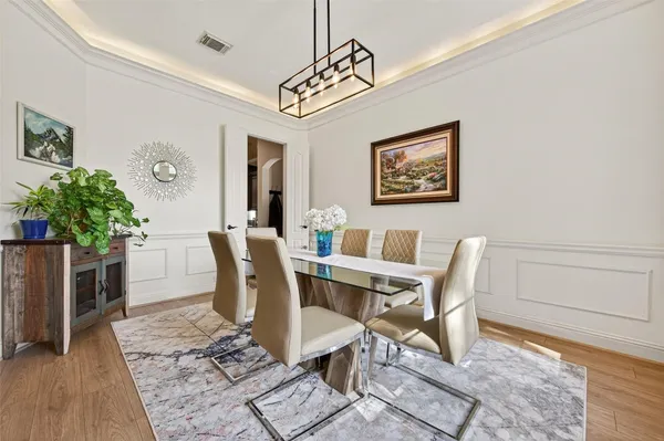 $699,999 | 2007 Cliff Manor Drive, Conroe, TX 77304