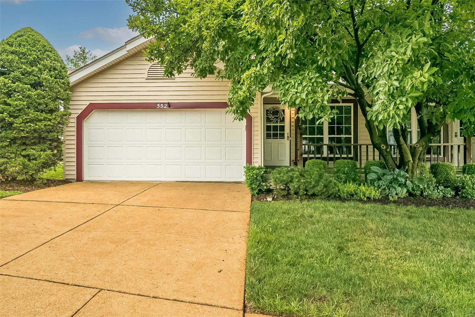 552 Spring Glen Drive Ballwin, MO 63021 - Photo 1 of 28 Gallery Image 1