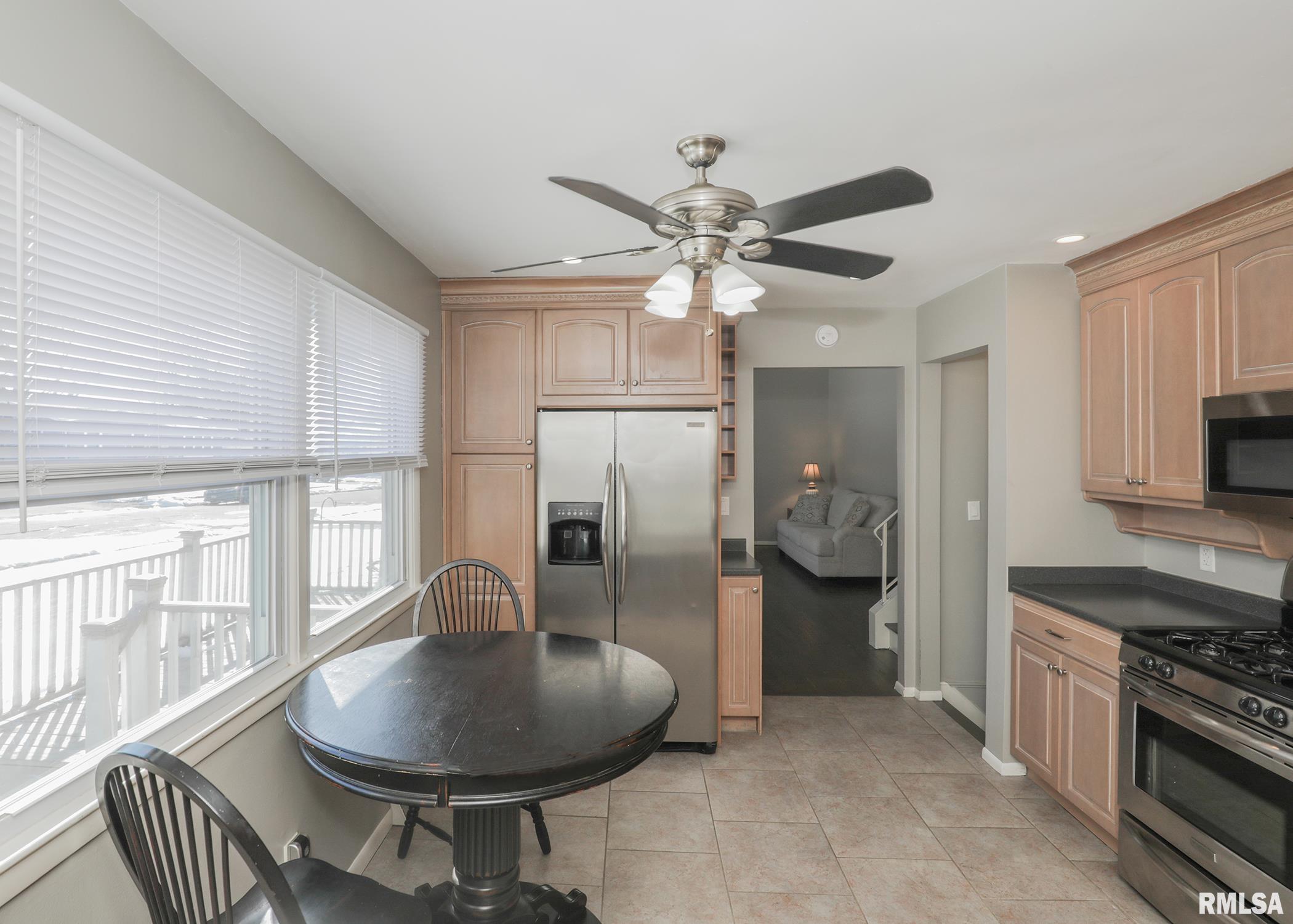 3410 Fairhaven Road Davenport, IA 52807 - Photo 5 of 28 Gallery Image 5