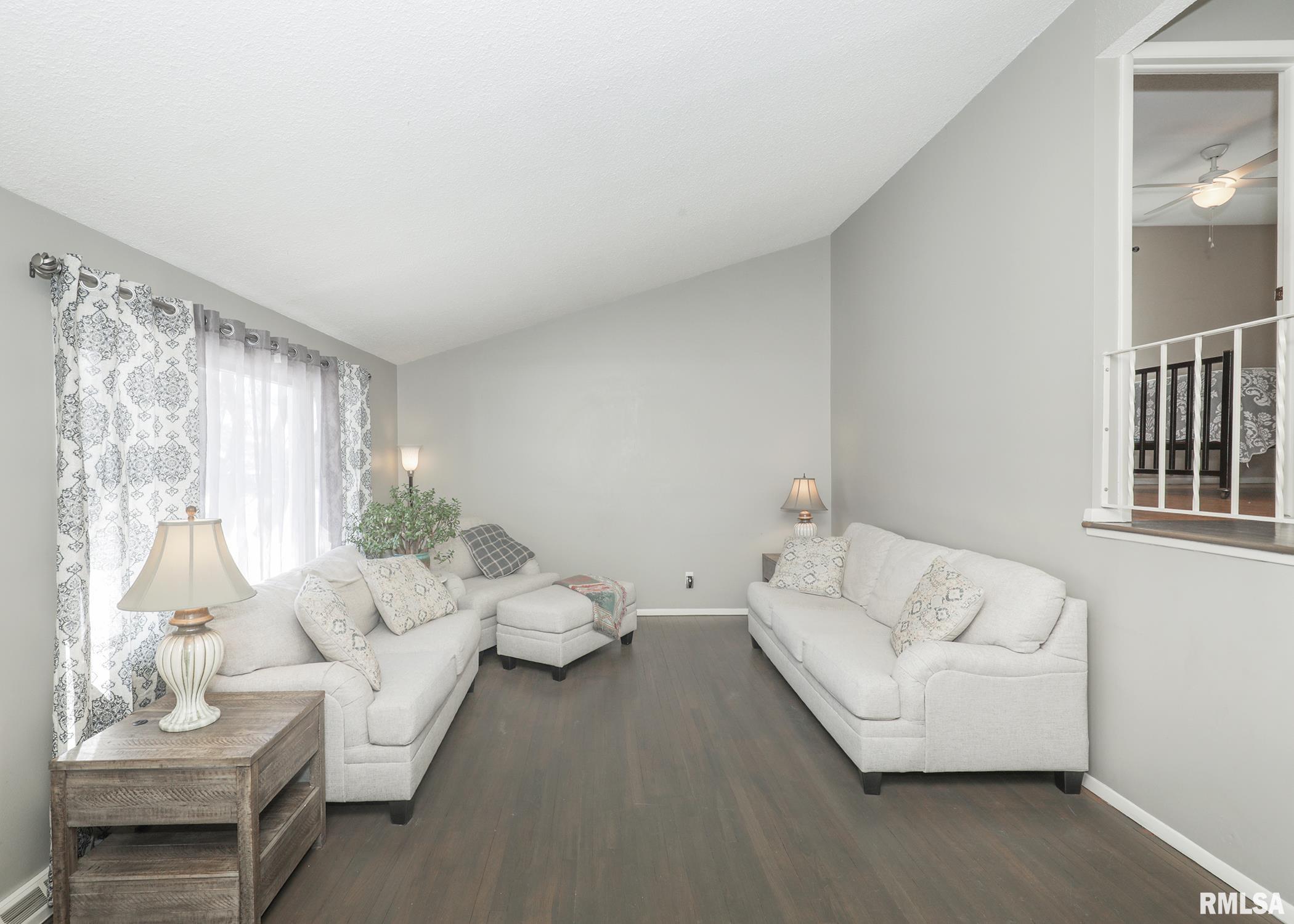 3410 Fairhaven Road Davenport, IA 52807 - Photo 8 of 28 Gallery Image 8