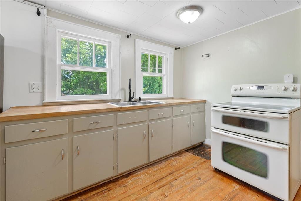 310 Ivanhoe Road Max Meadows, VA 24360 - Photo 26 of 56 Gallery Image 26