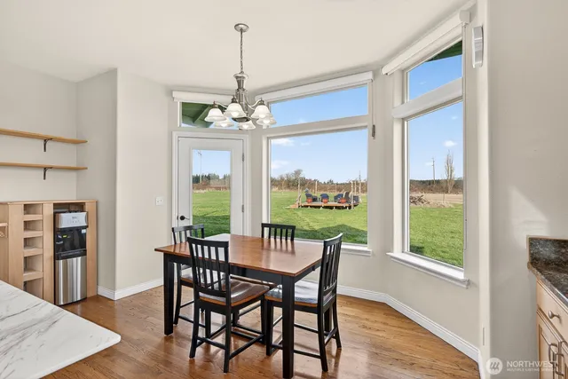 $849,000 | 120 West Crescent Harbor Road, Oak Harbor, WA 98277