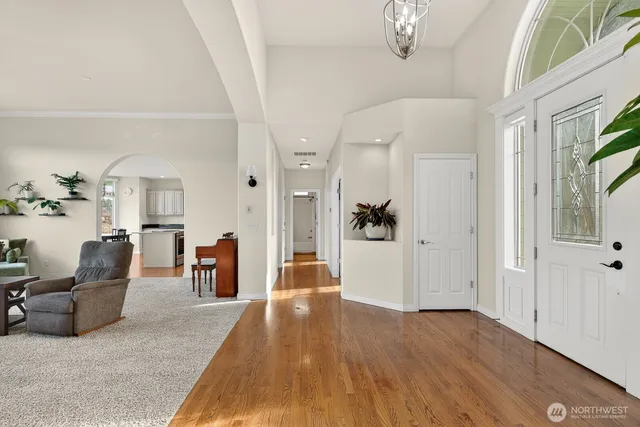 $849,000 | 120 West Crescent Harbor Road, Oak Harbor, WA 98277