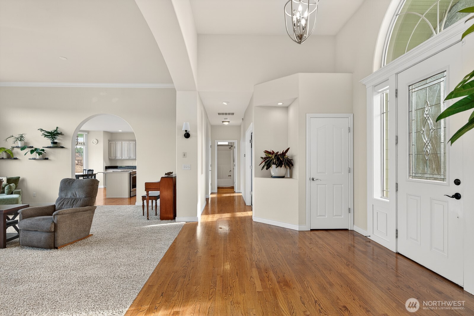 120 West Crescent Harbor Road Oak Harbor, WA 98277 - Photo 20 of 35