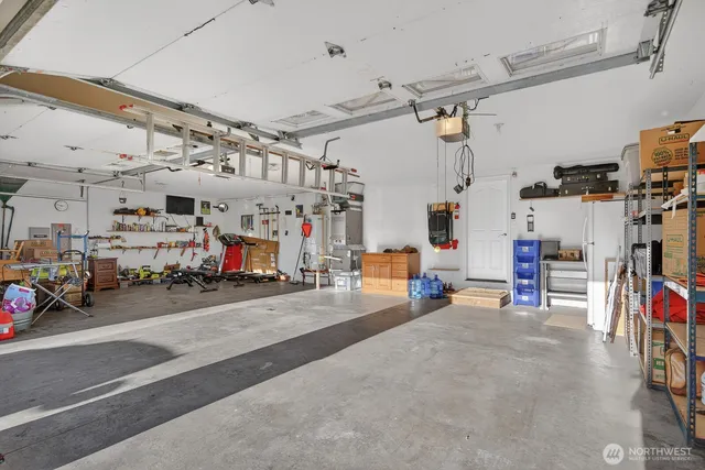 $849,000 | 120 West Crescent Harbor Road, Oak Harbor, WA 98277