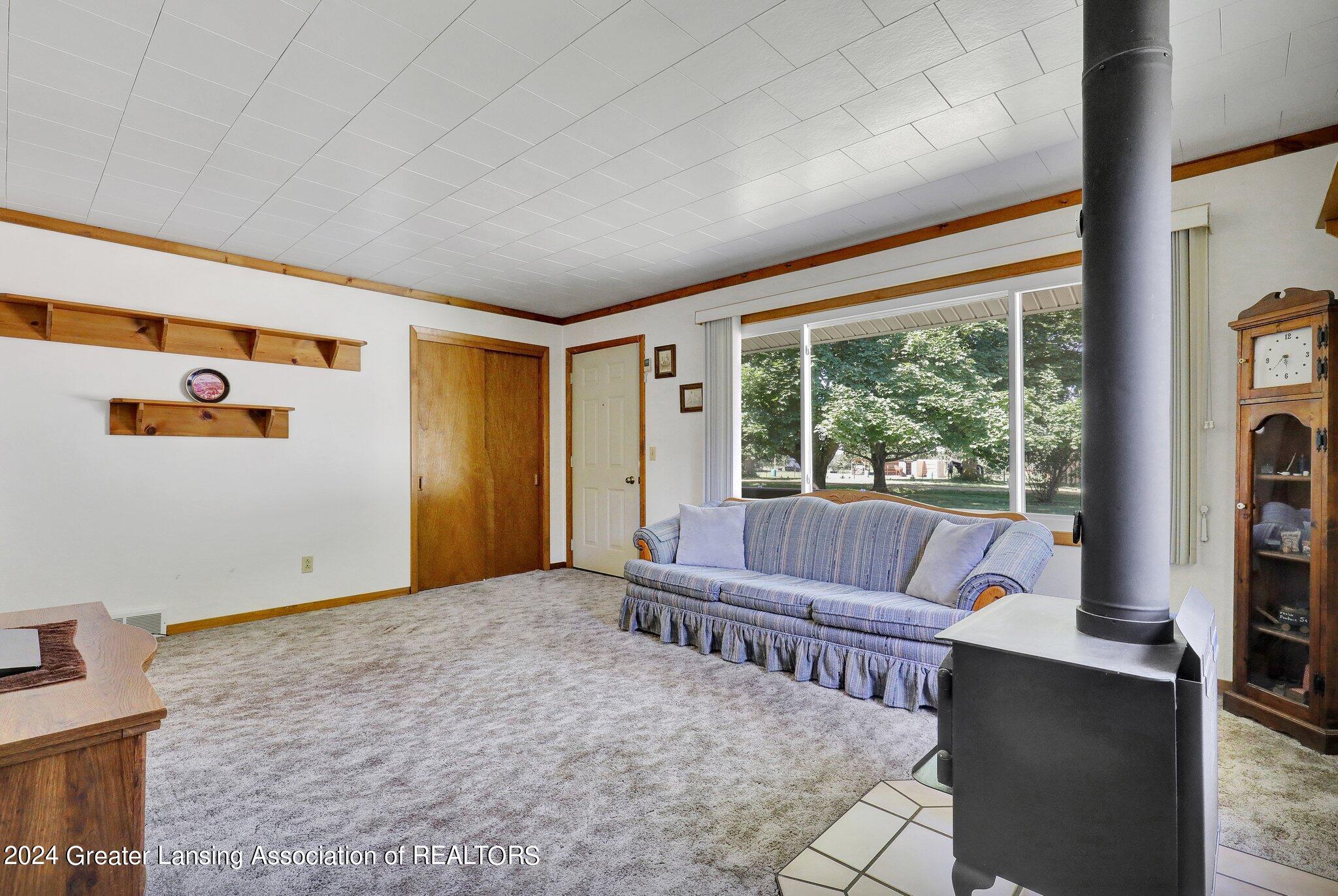 4061 Matthews Road Charlotte, MI 48813 - Photo 11 of 32 13-web-or-mls-Open Ended Media-13