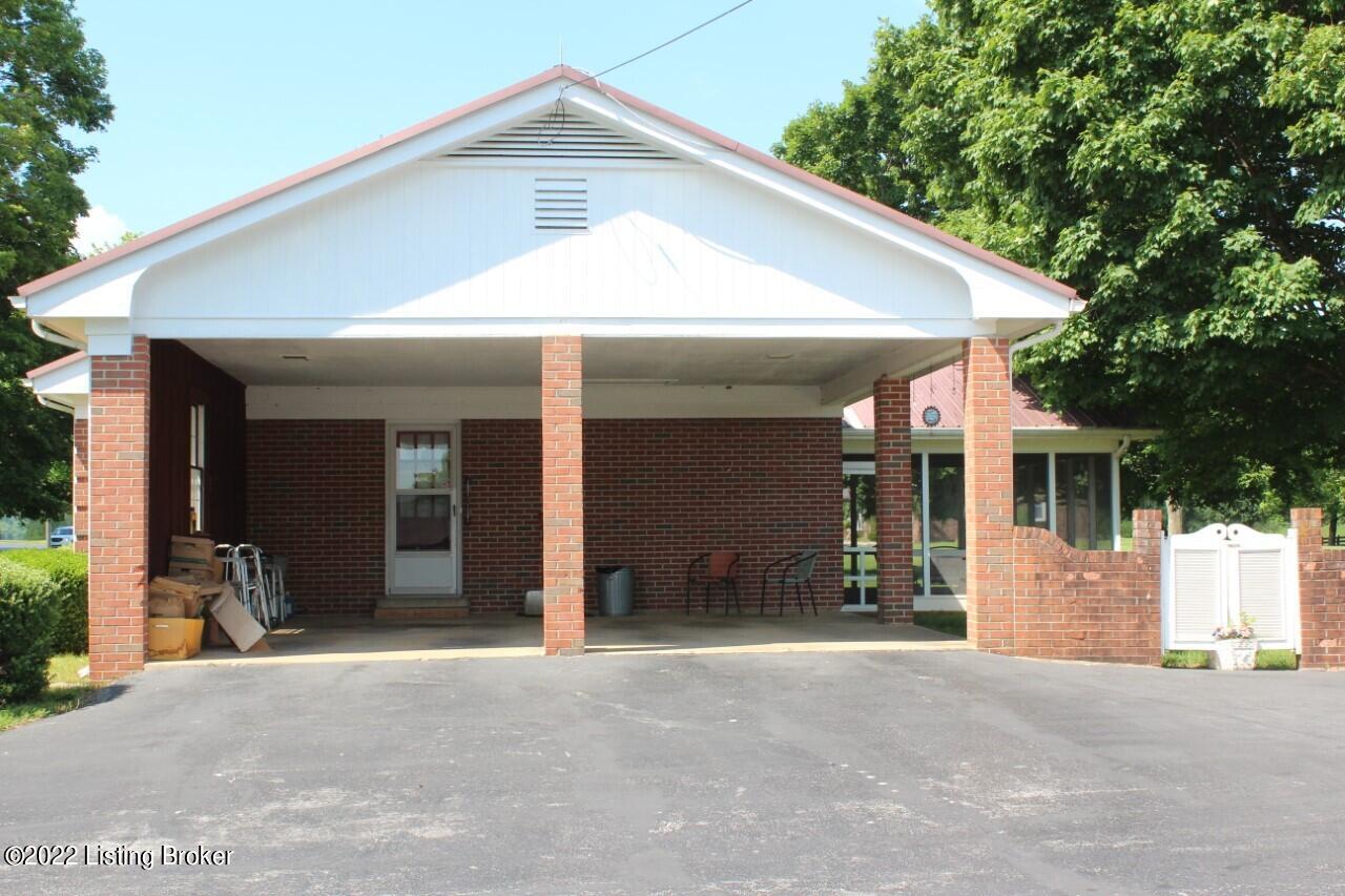 340 Short Cut Road Horse Cave, KY 42749 - Photo 2 of 14 short2