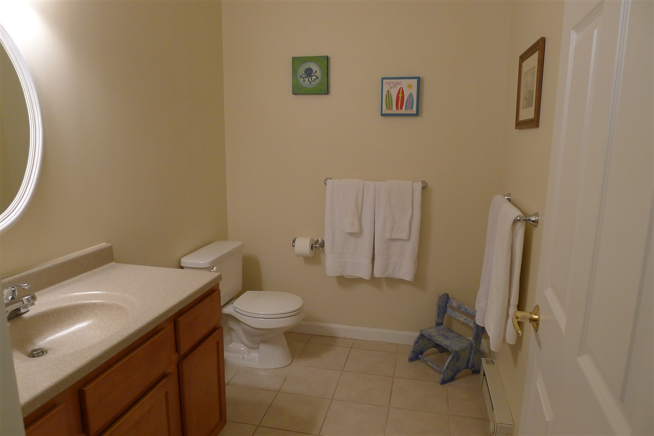 17 K Street, Unit 12 Hampton, NH 03842 - Photo 10 of 11 Gallery Image 10