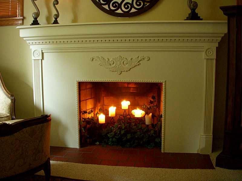 384 Saxonburg Road Butler, PA 16002 - Photo 6 of 25 Living Room.