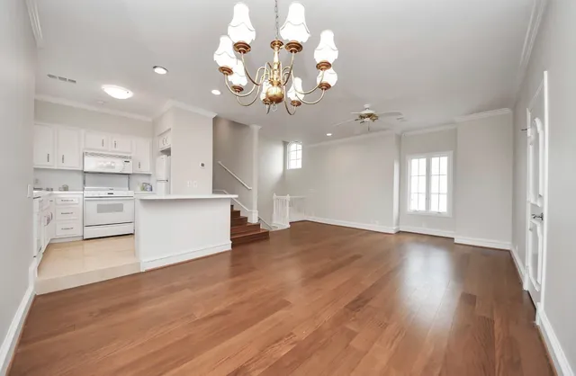 $5,099,999 | 2210 Twin Oaks Boulevard, Kemah, TX 77565