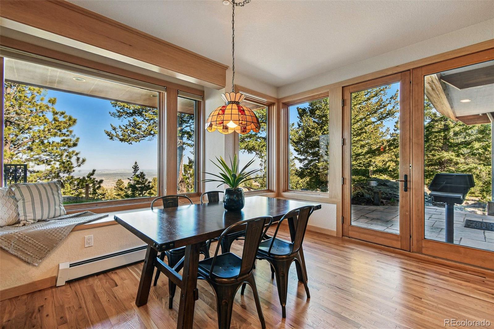 9041 Eastridge Road Golden, CO 80403 - Photo 11 of 50 Gallery Image 11
