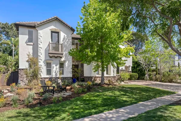 $3,255,000 | 835 Lynwood Drive, Encinitas, CA 92024