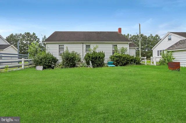 $180,000 | 9507 Burnite Mill Road, Felton, DE 19943