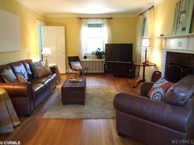 4703 Devonshire Road Richmond, VA 23225 - Photo 3 of 12 Living Room