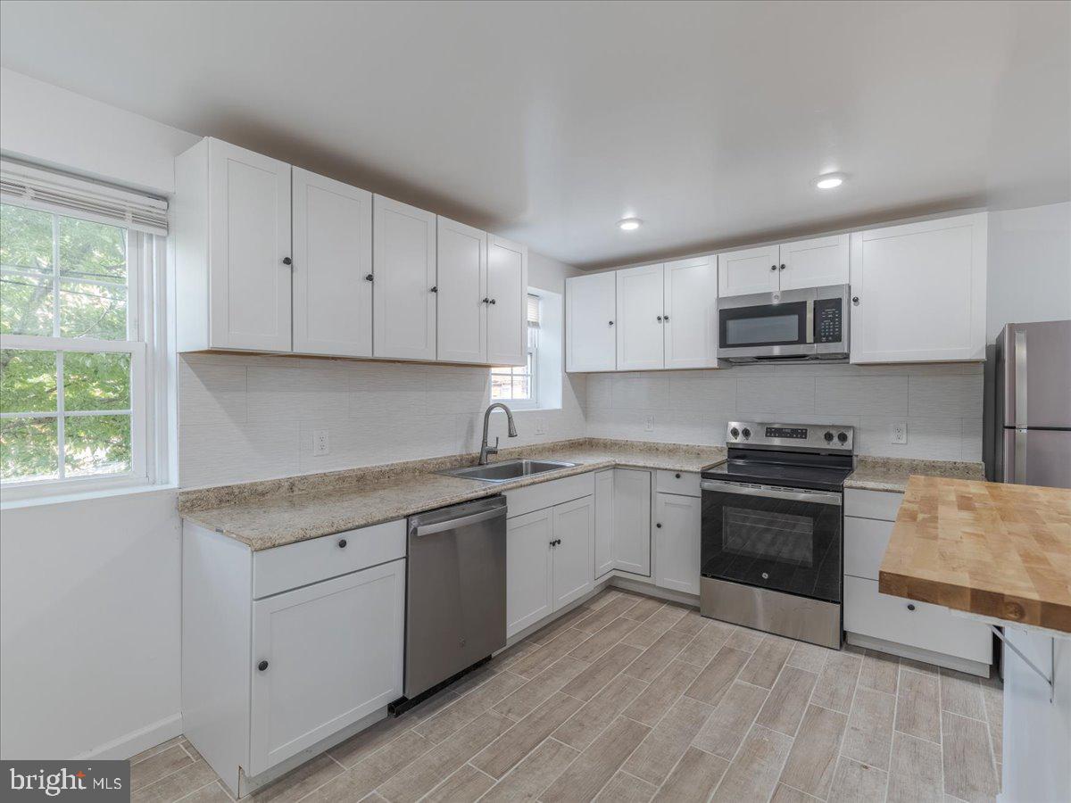8211 Rugby Street Philadelphia, PA 19150 - Photo 11 of 37 kitchen