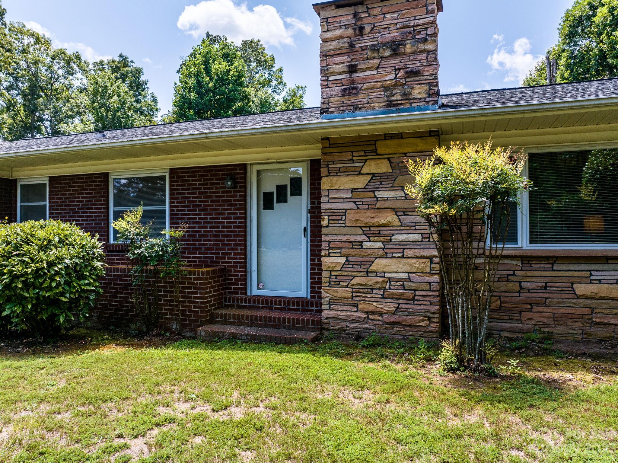 561 Richey Road Taylorsville, NC 28681 - Photo 5 of 40 Gallery Image 5