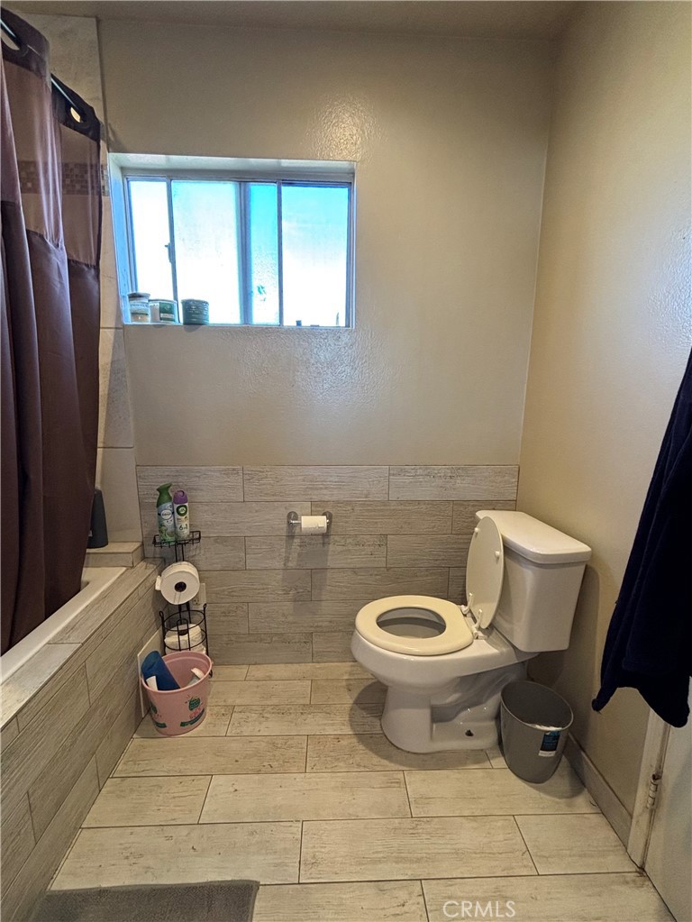 14630 Halldale Avenue, Unit 2 Gardena, CA 90247 - Photo 19 of 27