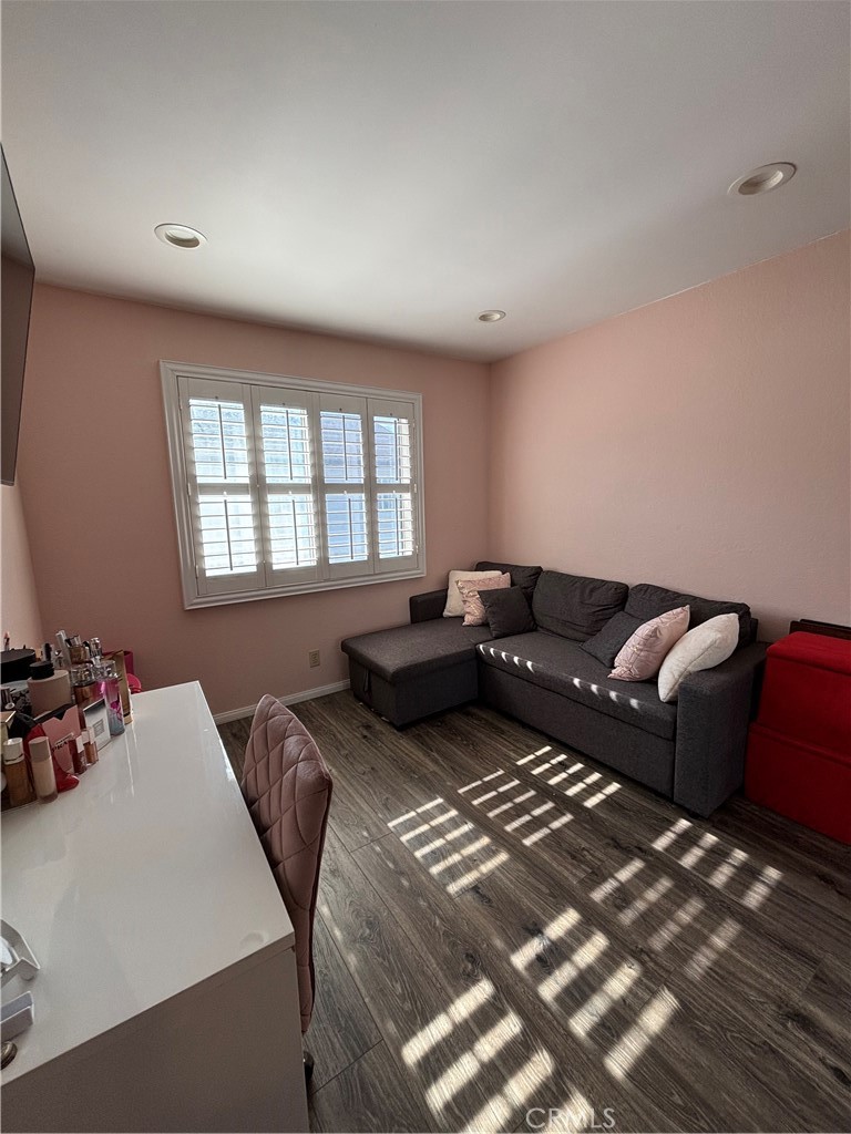 14630 Halldale Avenue, Unit 2 Gardena, CA 90247 - Photo 22 of 27