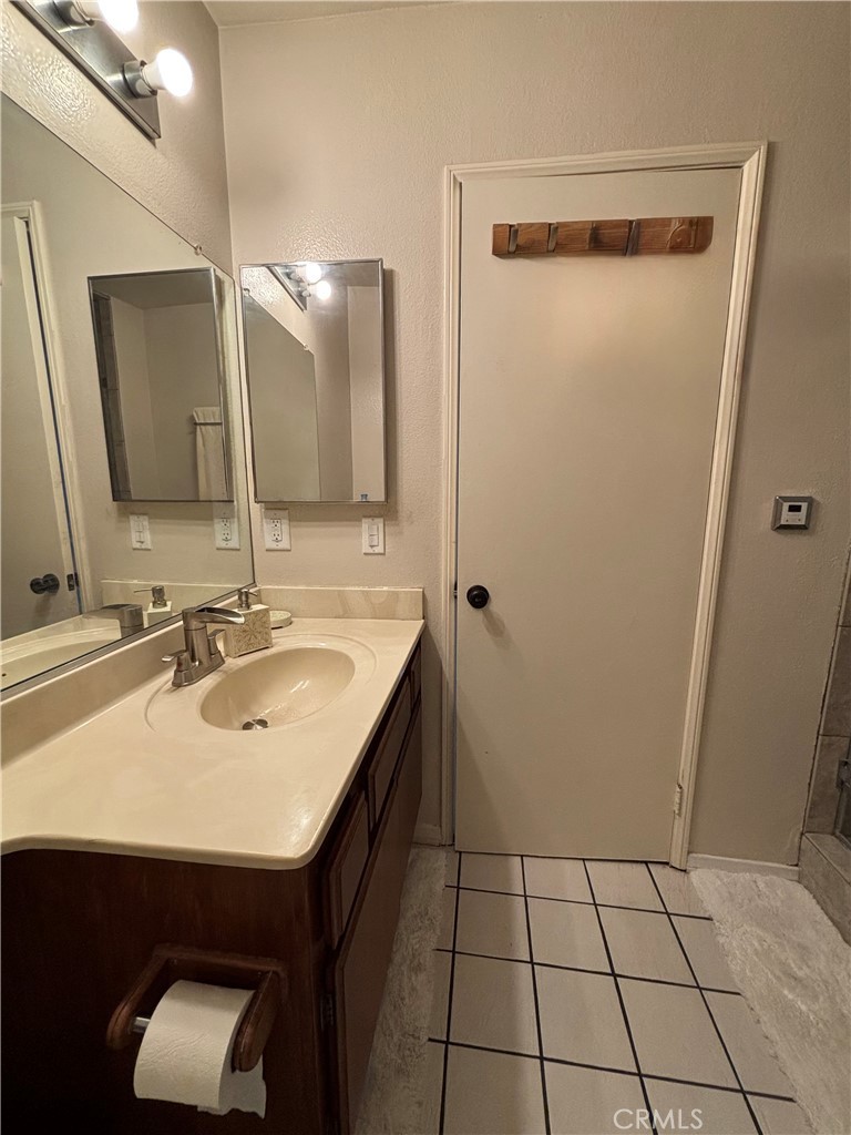 14630 Halldale Avenue, Unit 2 Gardena, CA 90247 - Photo 24 of 27 upstairs hall bathroom