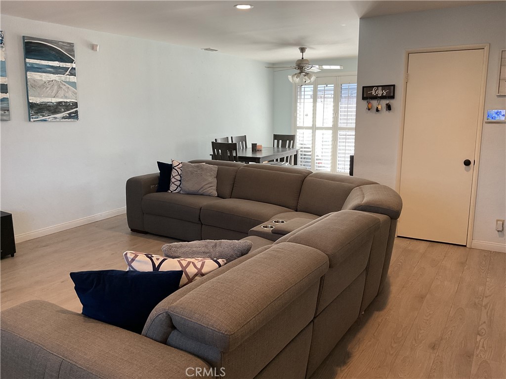 14630 Halldale Avenue, Unit 2 Gardena, CA 90247 - Photo 8 of 27