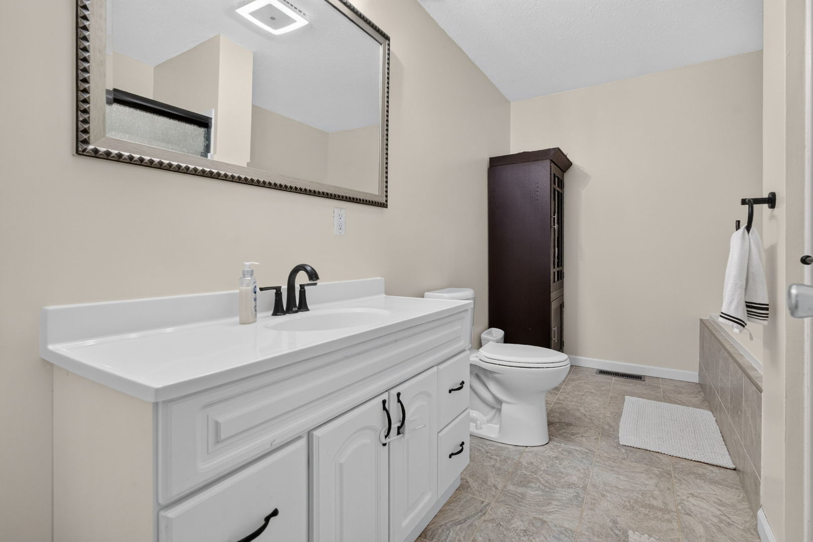 207 Main Street Cornell, IL 61319 - Photo 17 of 28