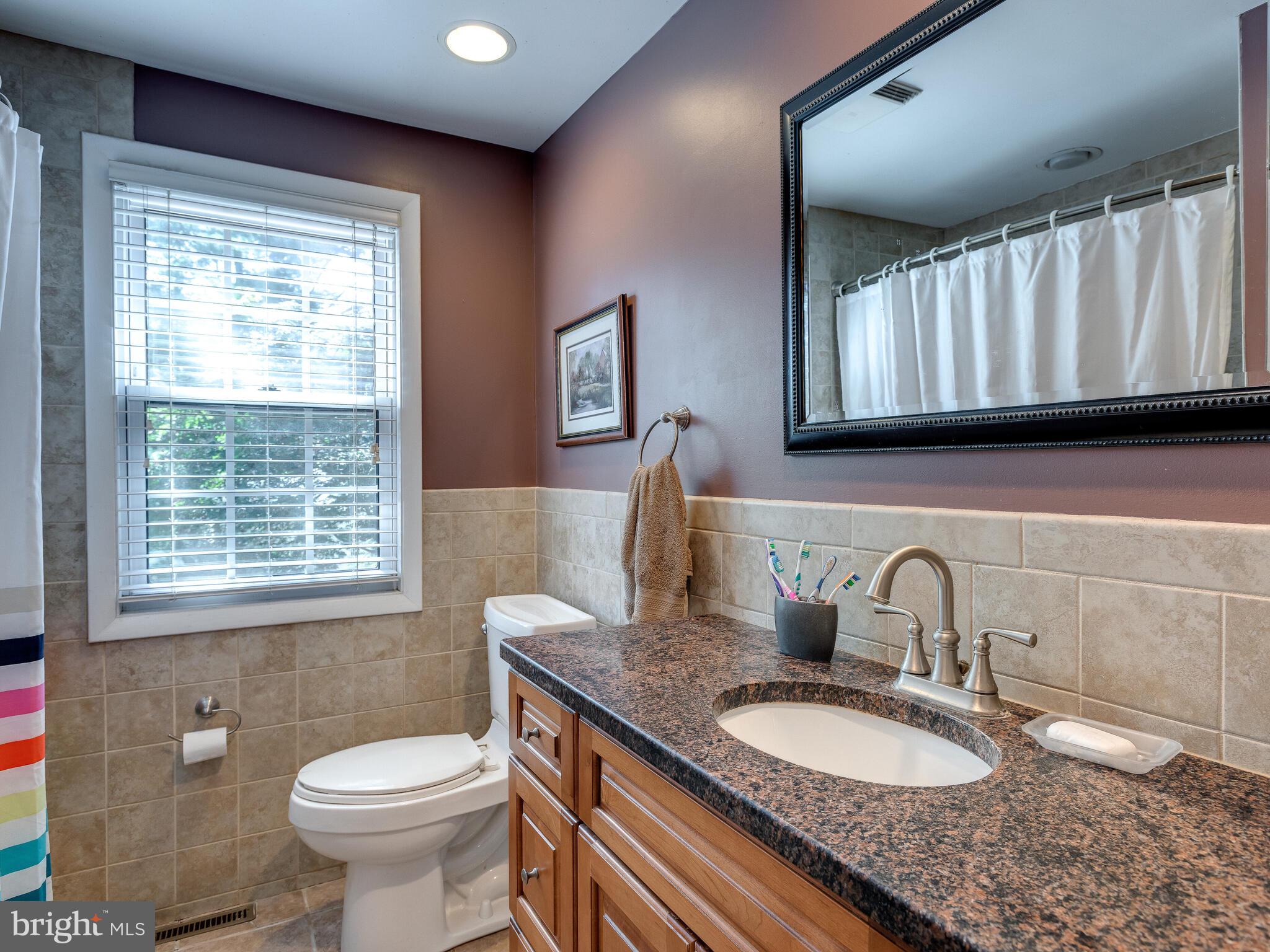 522 West Pothouse Road Phoenixville, PA 19460 - Photo 20 of 26 Hall Bath