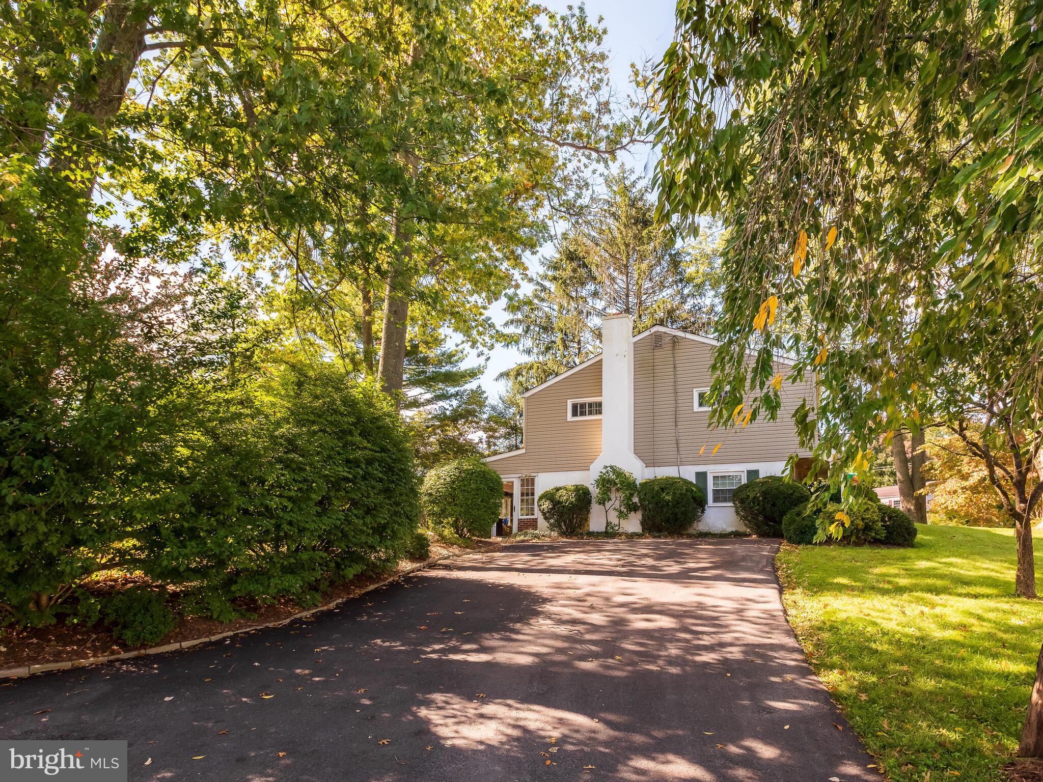 522 West Pothouse Road Phoenixville, PA 19460 - Photo 4 of 26 Exterior Side