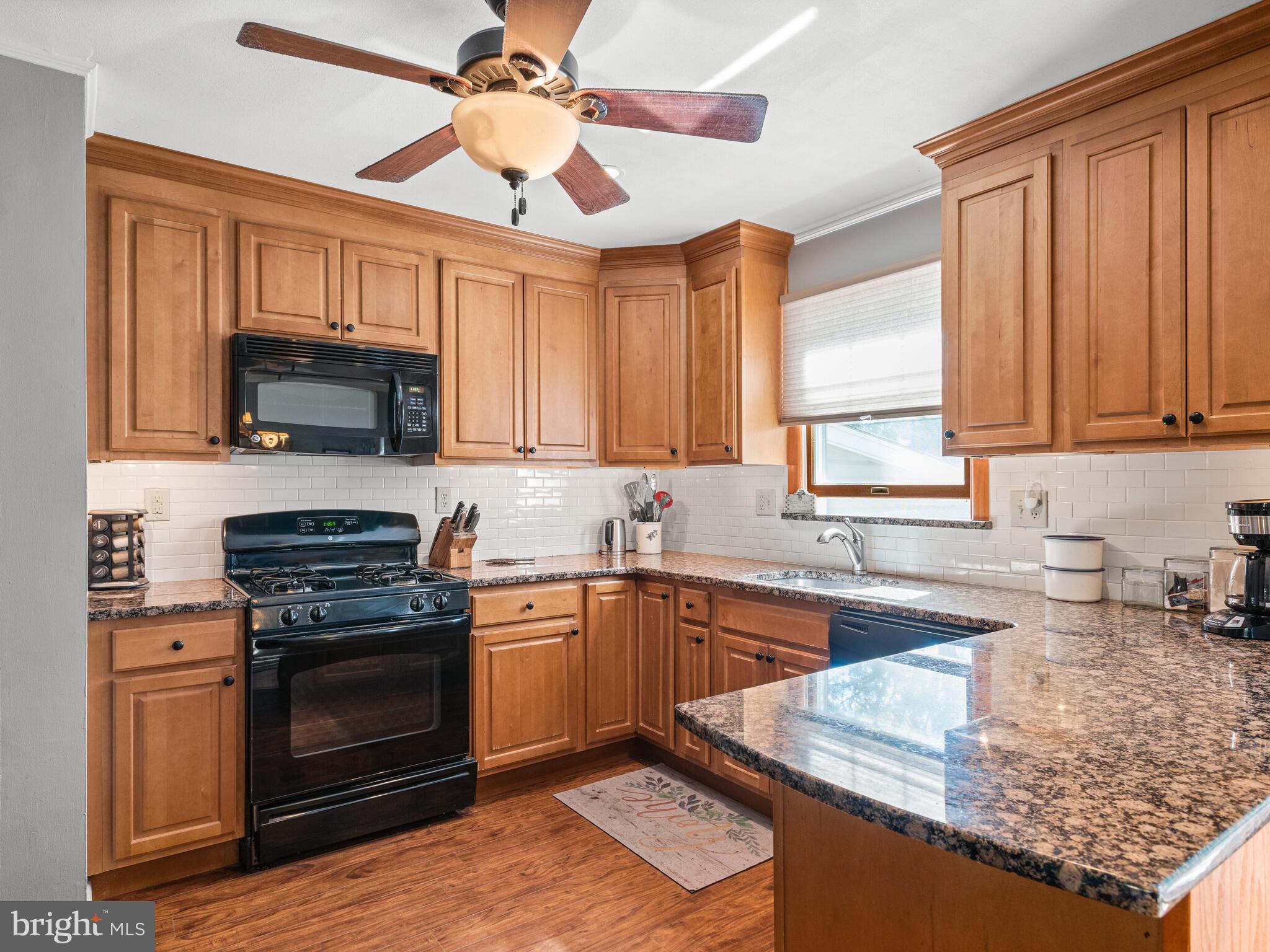 522 West Pothouse Road Phoenixville, PA 19460 - Photo 10 of 26 Kitchen