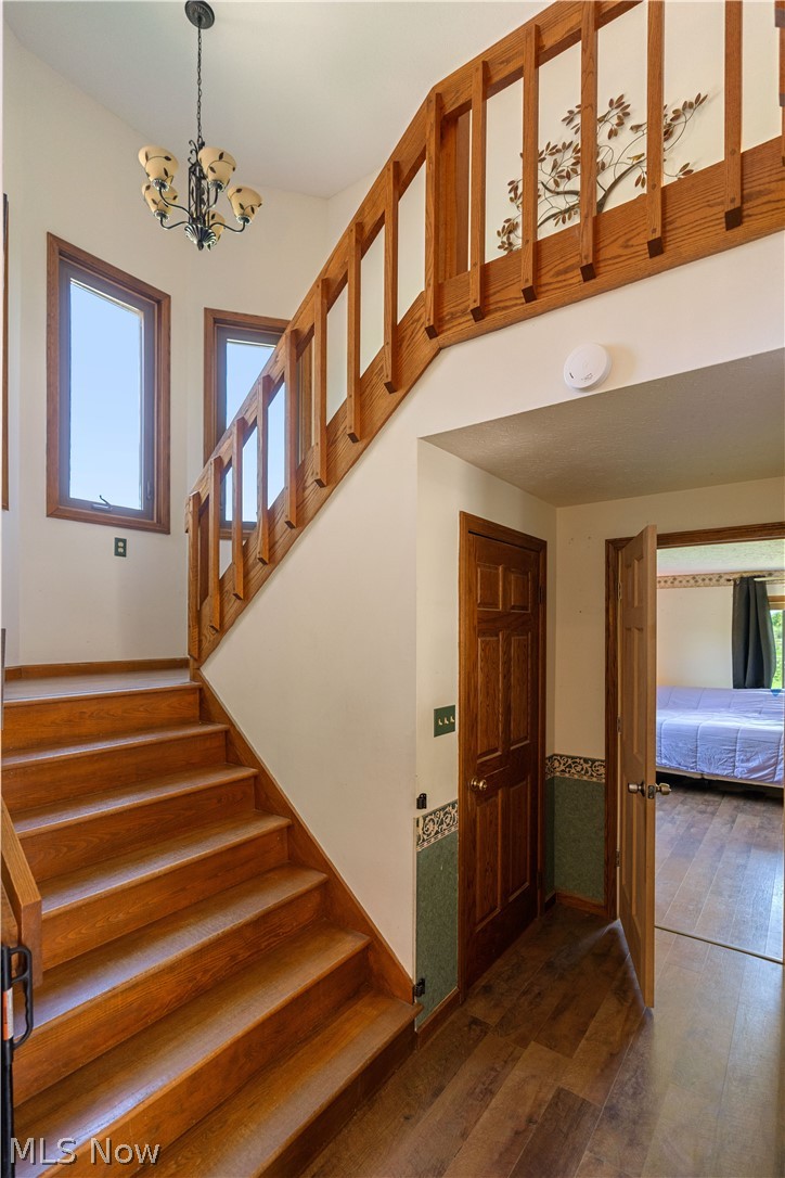 3776 Jones Road Diamond, OH 44412 - Photo 6 of 34 A view of the stairway and railing.