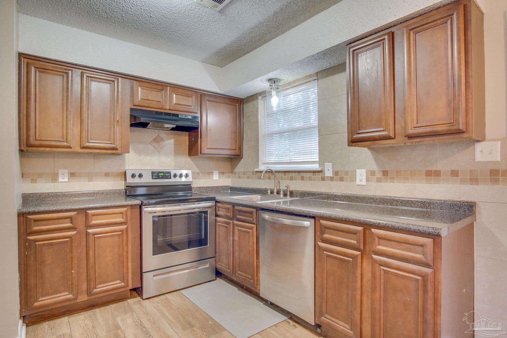 386 Quigley Road Pensacola, FL 32506 - Photo 16 of 51