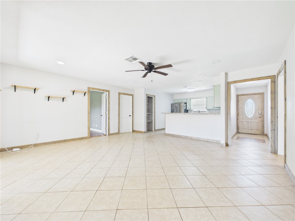 3000 Christopher Circle Bryan, TX 77803 - Photo 4 of 23