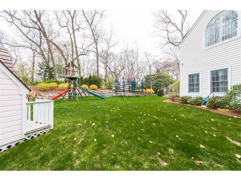 15 Old Stone Road Darien, CT 06820 - Photo 18 of 22 a view of a house with a yard