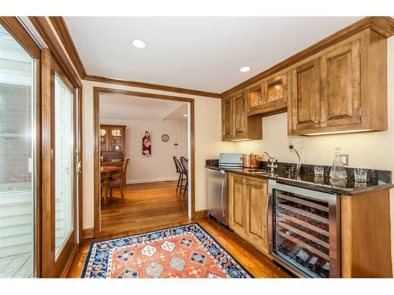 15 Old Stone Road Darien, CT 06820 - Photo 7 of 22 a view of a kitchen