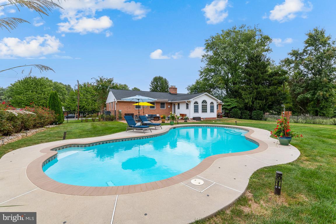9823 Fox Hill Road Perry Hall, MD 21128 - Photo 36 of 49